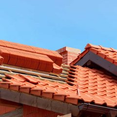 Toiture en tuiles : caractéristiques des toits en tuiles