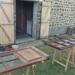 Rénover et lasurer une porte d’entrée en bois