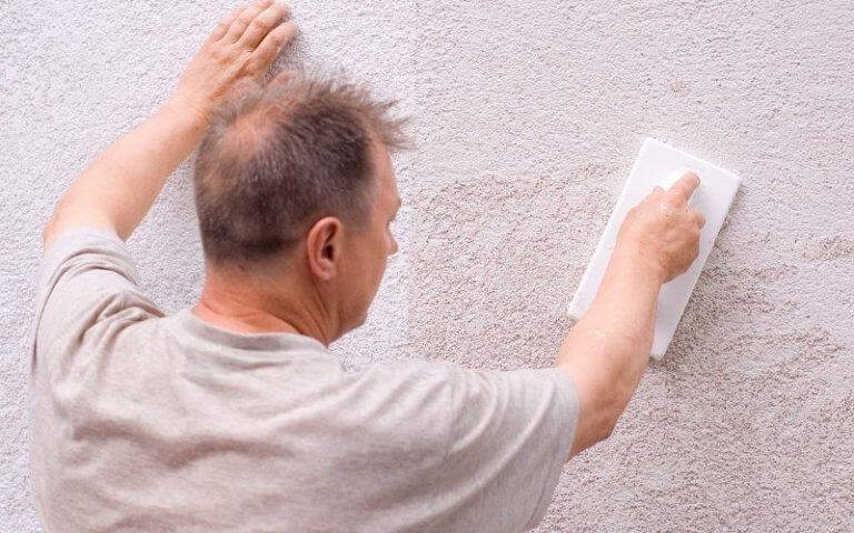 Comment faire un crépi intérieur ? Nos conseils